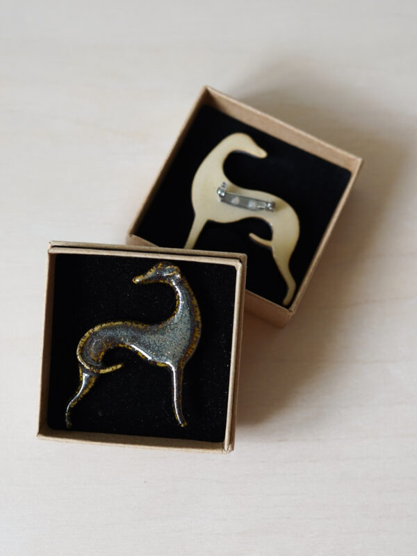 Sighthound brooch - black
